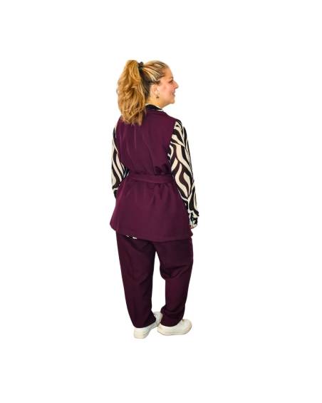 Suit set with waistcoat and high-waisted trousers